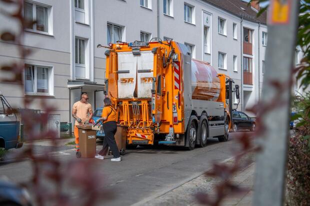 Tonnenaufkleber Hinweis SR 2